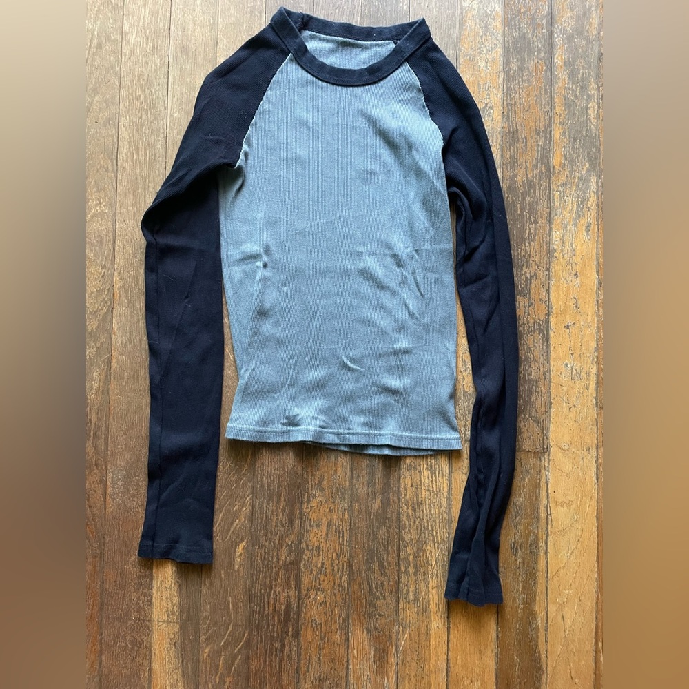 Brandy Melville Long Sleeve Black and Gray Tee